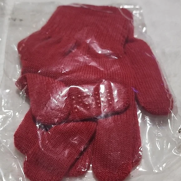 NEW IN PACKAGES  LADIES  GLOVES. - Picture 4 of 4